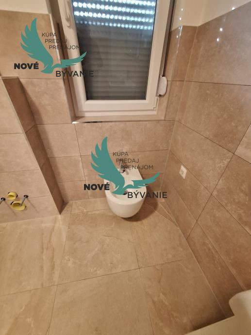 Vir: Moderný Apartmán s Výhľadom na More a Vlastným Parkovan - 10