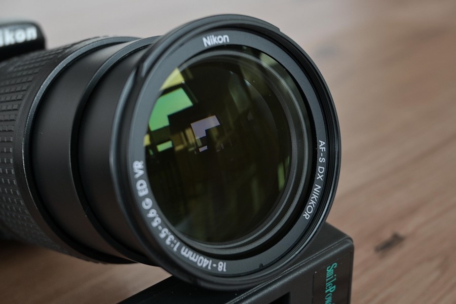 Nikon D5600 wifi + BT- otocny dotyk.disp. + 18-140 VR AF.s - 10