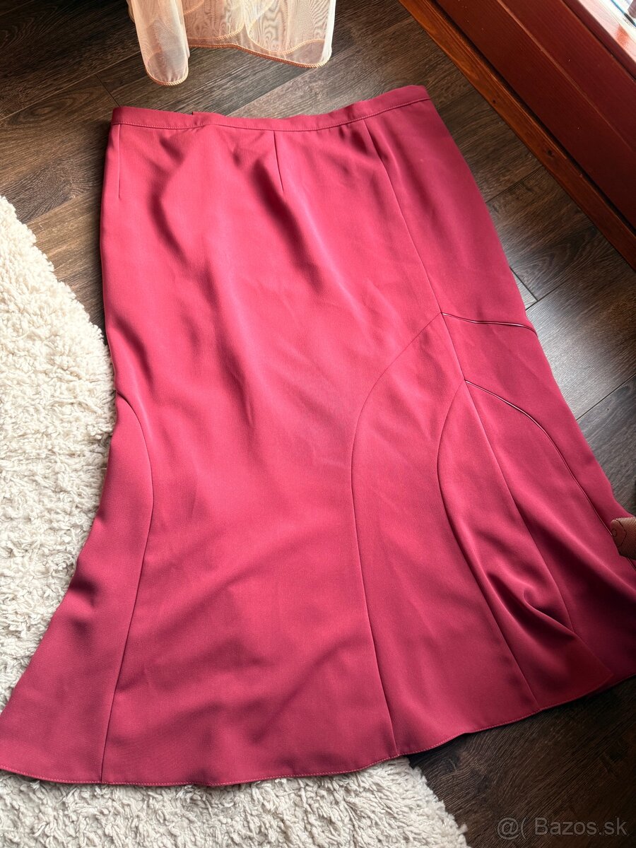 Dámsky kostým - 10