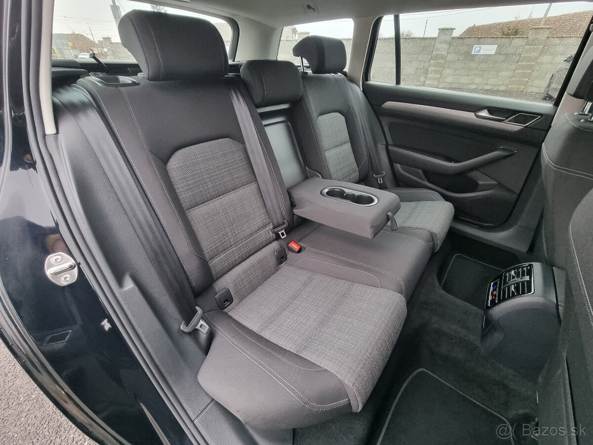 Volkswagen Passat Variant 2.0TDI Elegance DSG za 17.800 € - 10