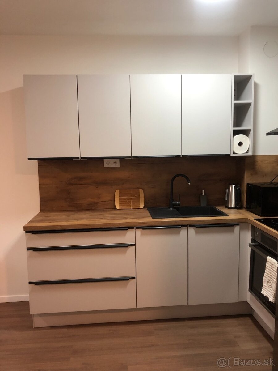 Nadštandardný 2 - izb. byt Levice- Rybníky - 10