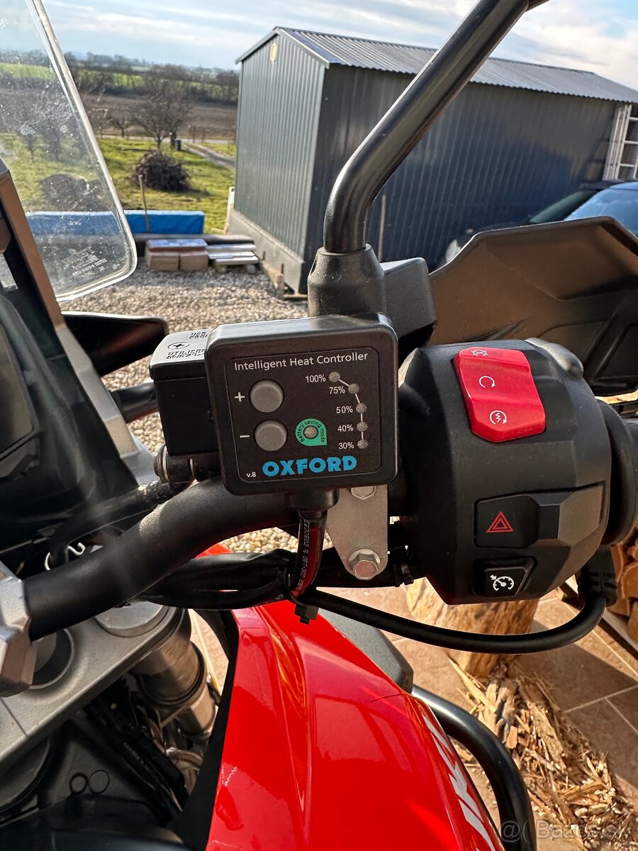 Suzuki dl 1050 V strom XT - 10