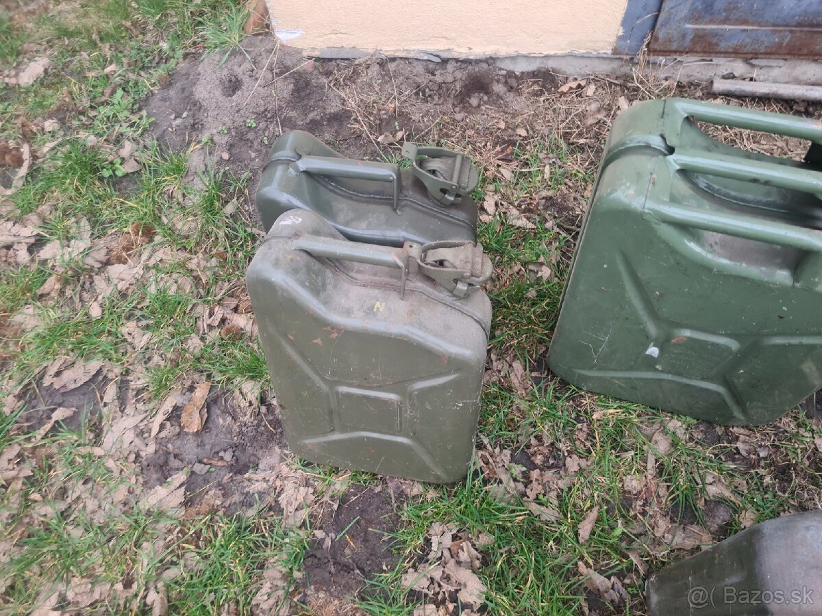 Plechove bandasky - 10