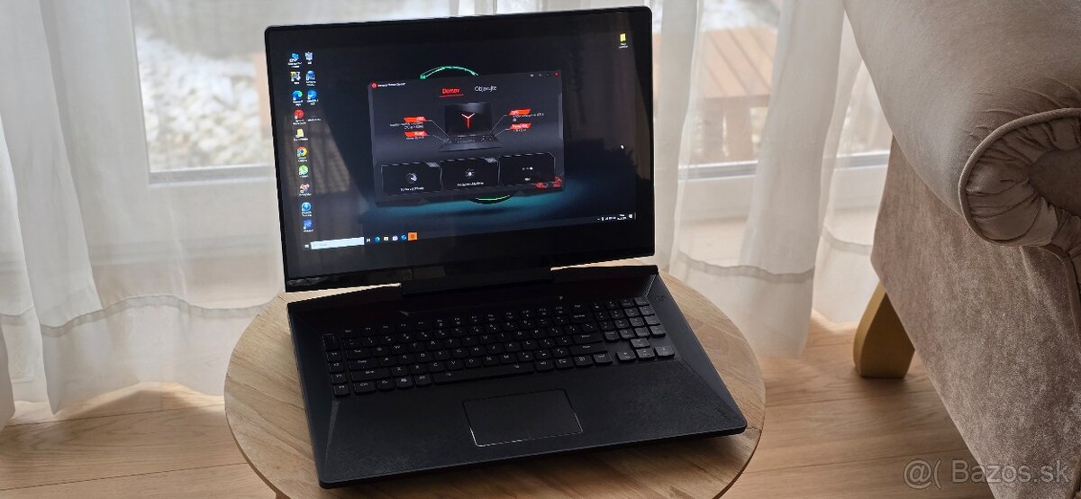 Lenovo Y910 herný notebook - 10