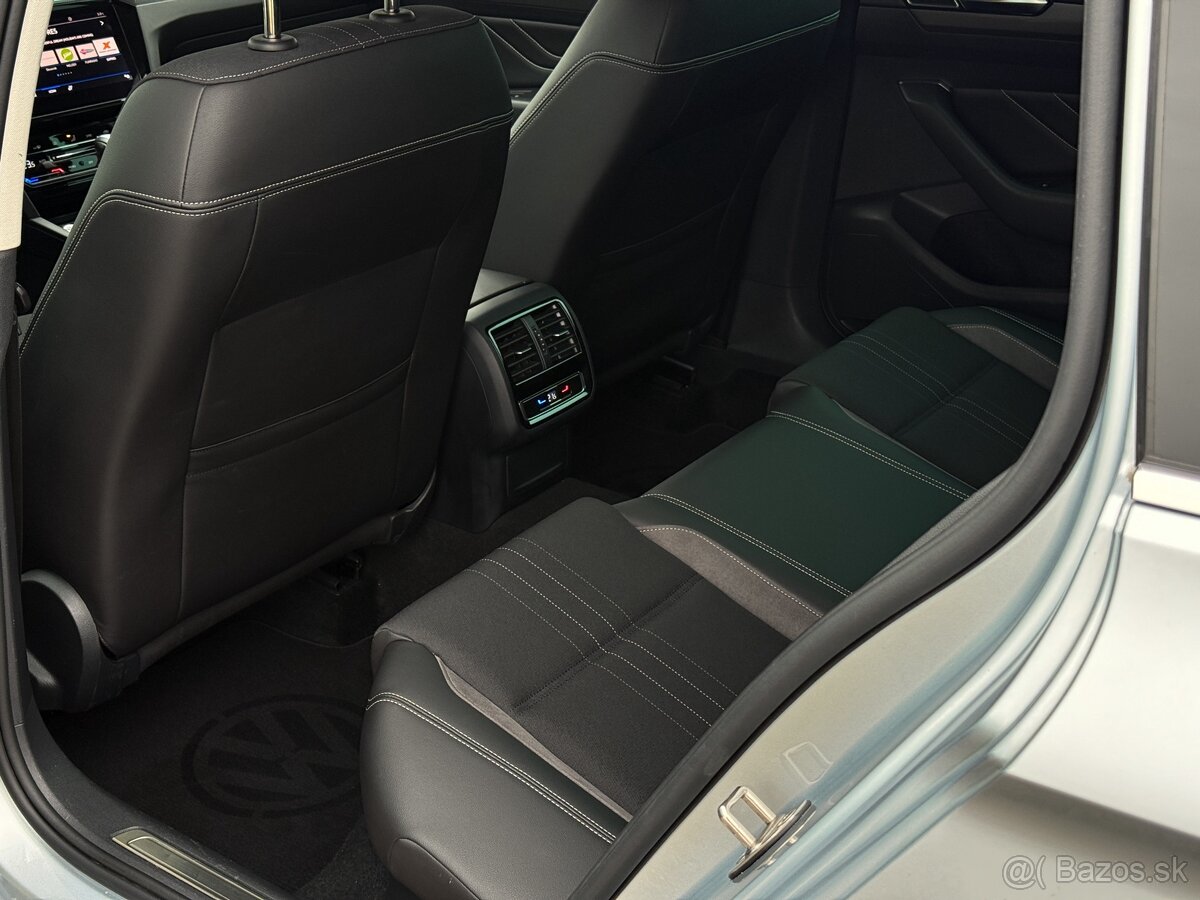 VW Passat Alltrack - 10