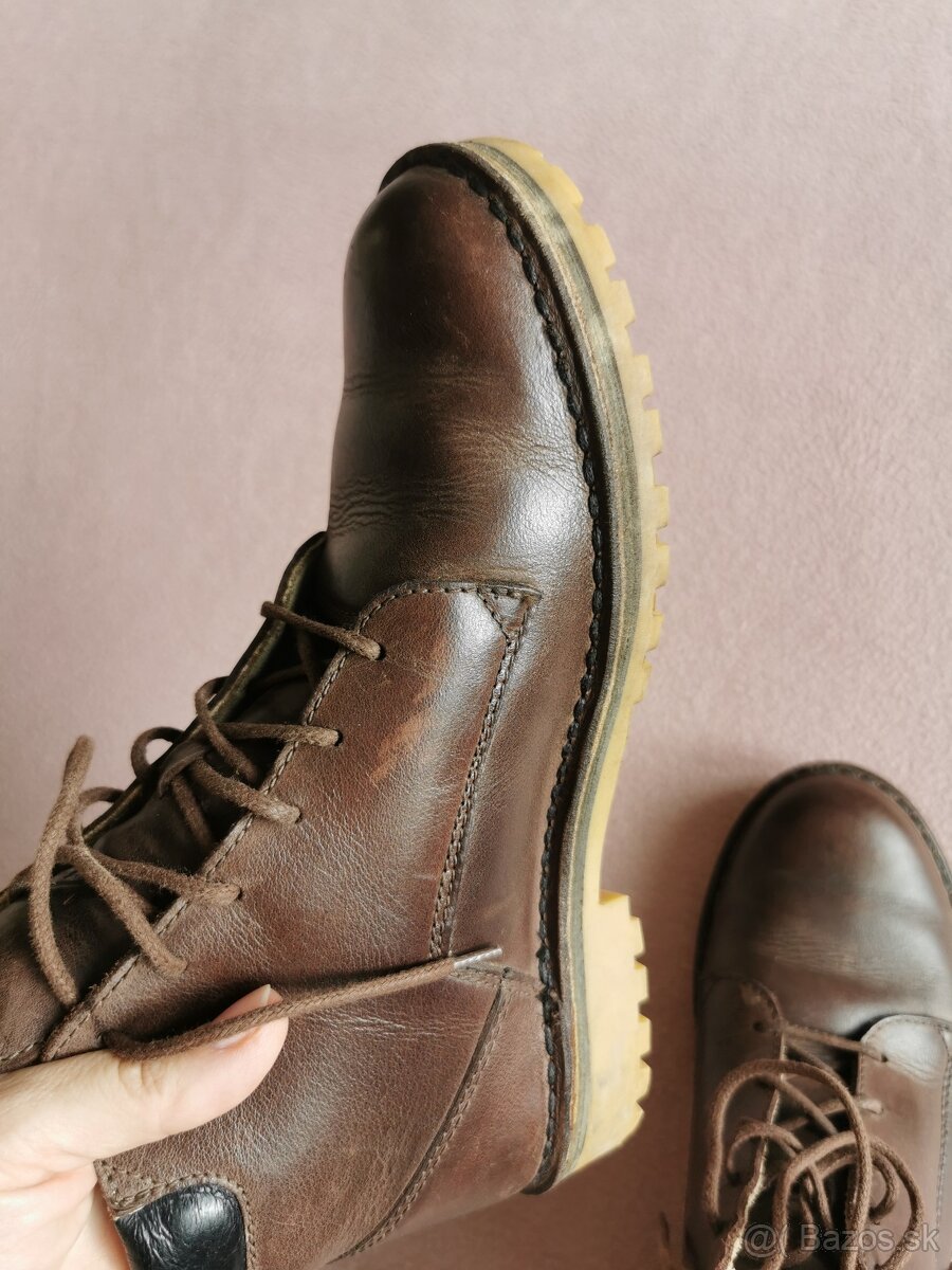 Vasky - Hillside Dark Brown - 10