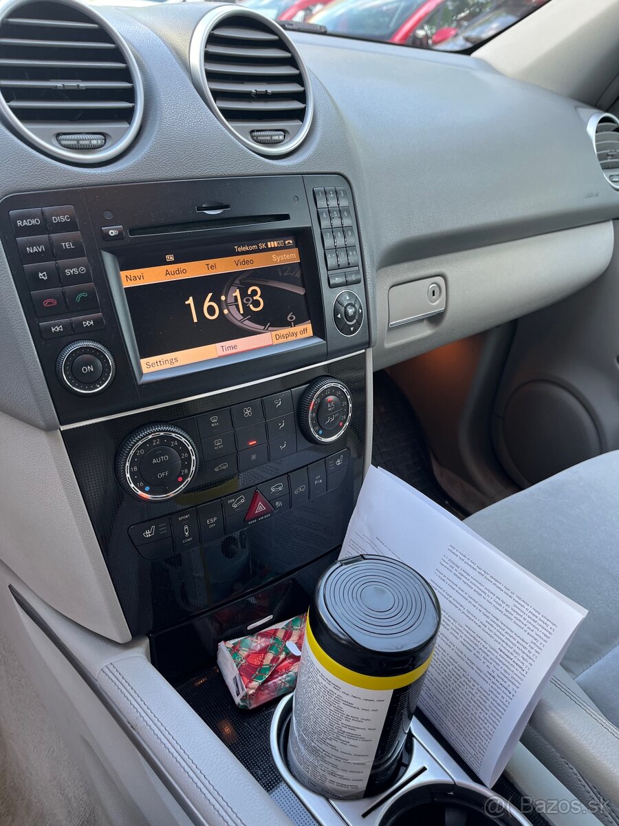 Mercedes Benz ML320 - 10