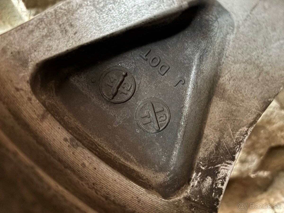 Predám elektróny Subaru Forester - 10