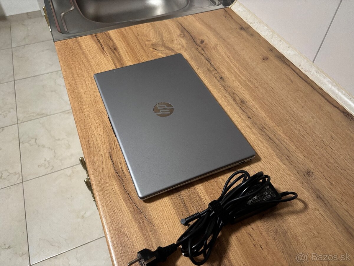 /HP/Notebook/4GB RAM DDR5/128GB NVMe SSD/Intel/2GB/// - 10