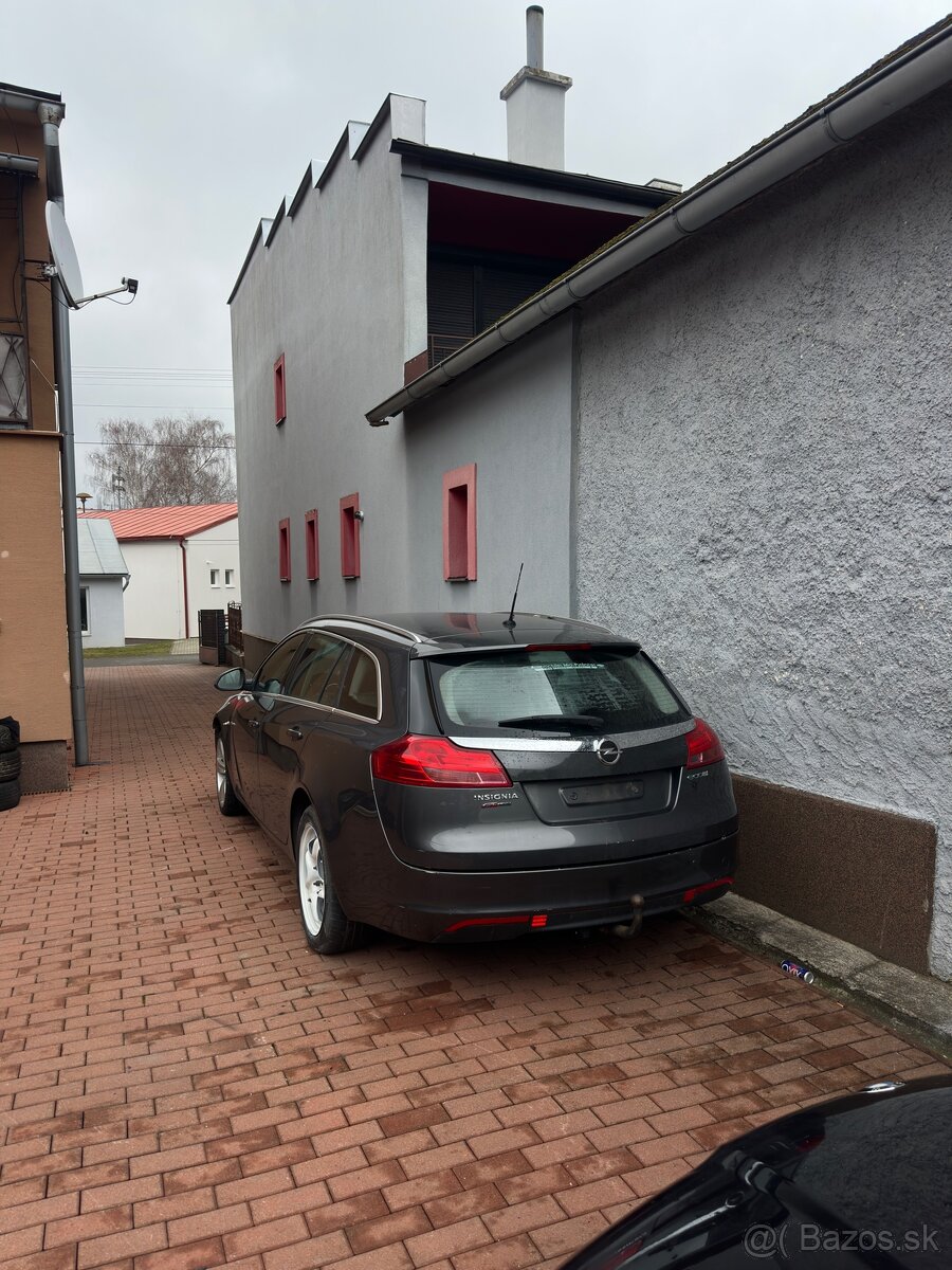 PREDÁM OPEL INSIGNIA 2.0 tdci - 10