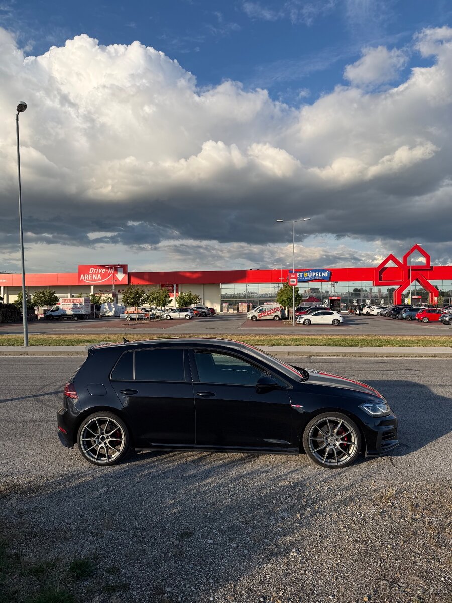 Golf 7.5 GTI - 10