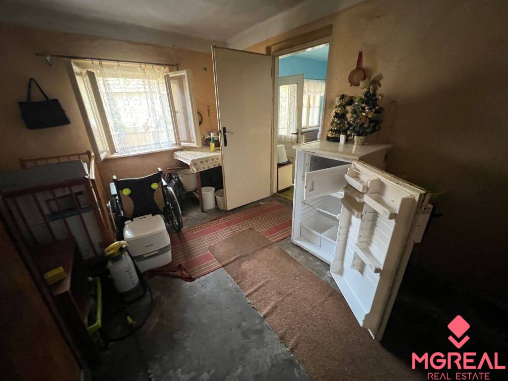 Rodinný dom Krnča v spoločnom dvore - 10