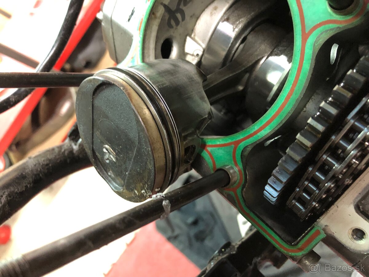 Predám motorku 125 4t - 10