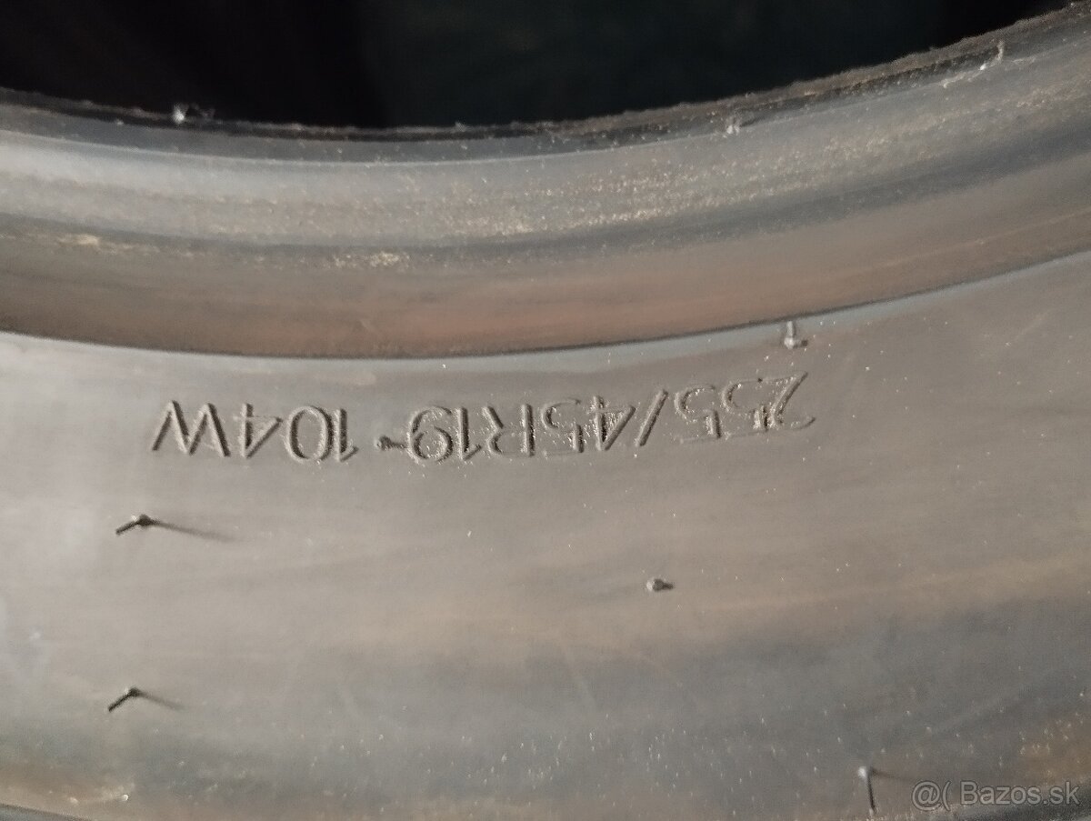 255/45 R19 104W letné pneumatiky Hankook - 10