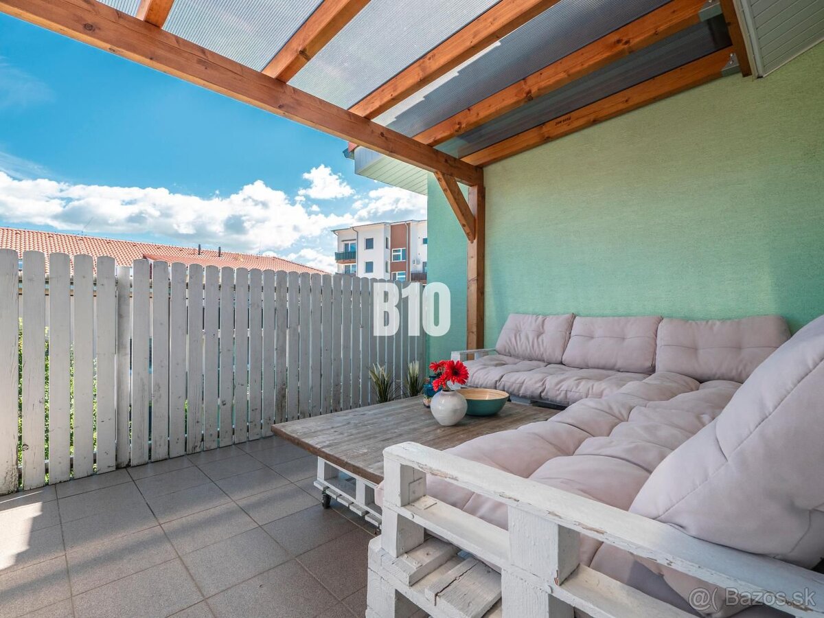 REZERVOVANÉ - VÝHĽAD NA KARPATY V 3IZBOVOM BYTE V SLOVENSKOM - 10