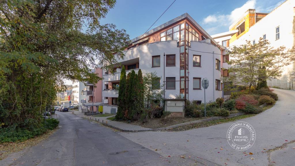 AXIS REAL | Veľký 2-izb. byt, GARÁŽ, BA Staré Mesto, Sláviči - 10