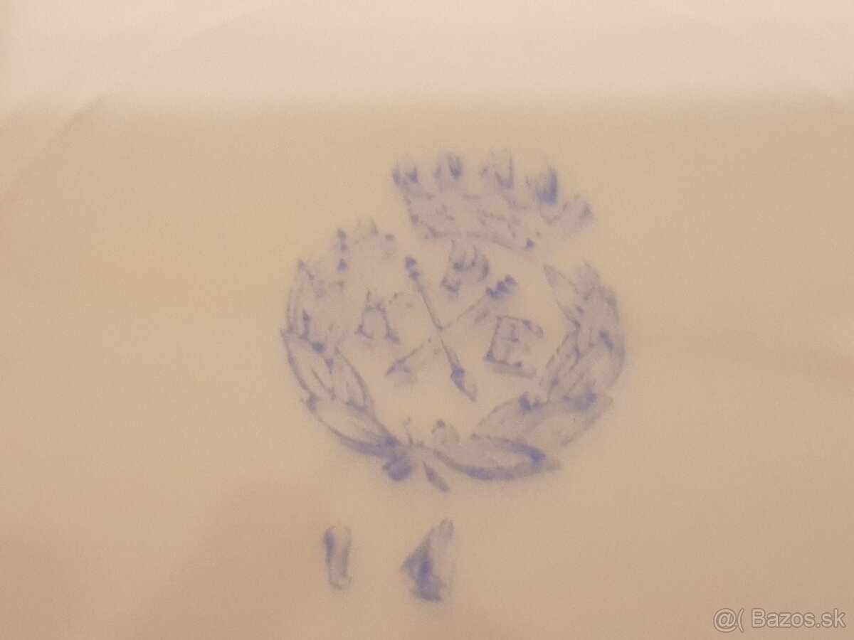 Časť z obedovej súpravy - 10