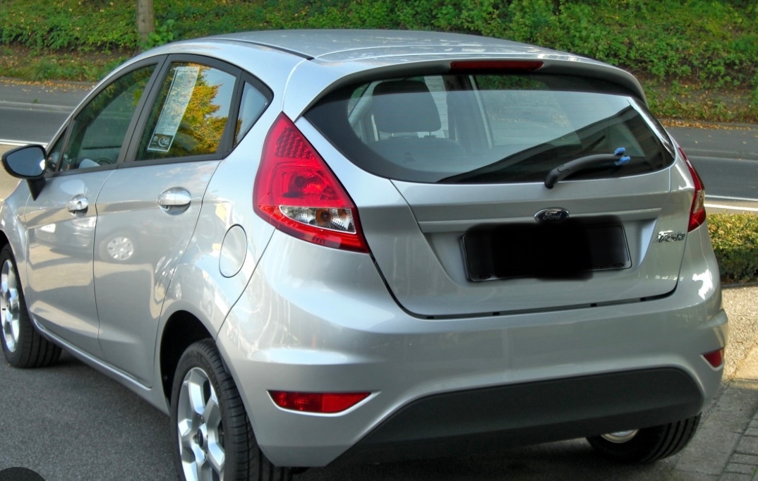 Vsetko komplet za 50e Ford Fiesta MK7 1.25 benzín - 10