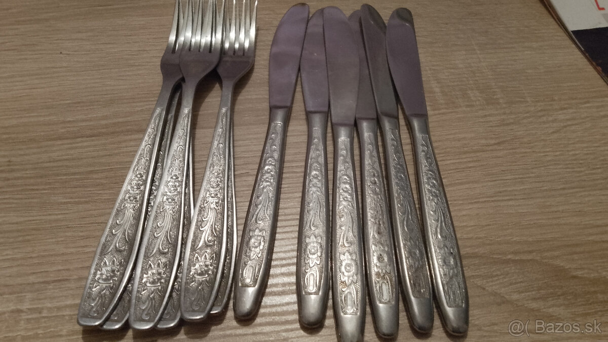 Predám nože,otvárač ,termosky,mlynček na kávu,príbory - 10