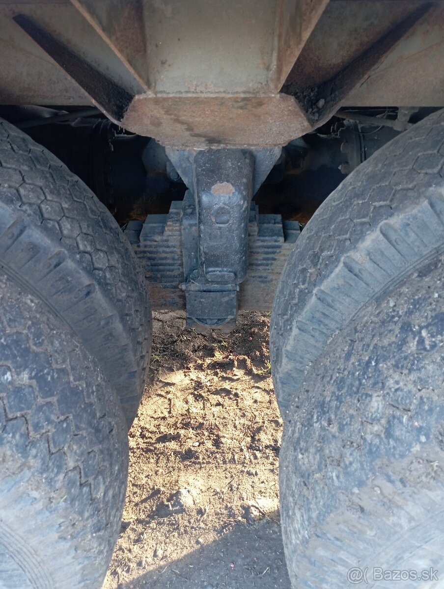 Tatra 148 cas 32 Nová STK - 10