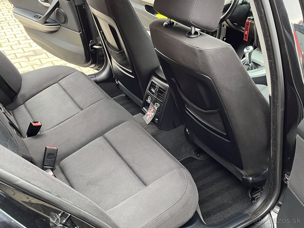 BMW E91 318d r.v. 2006 - 10