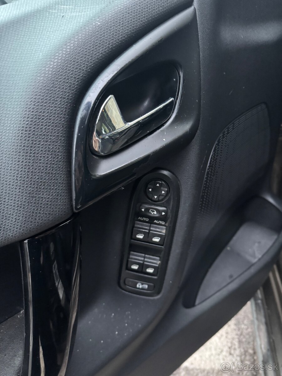 Predám Citroën c3 1.4 54kw. Rok 2013 - 10