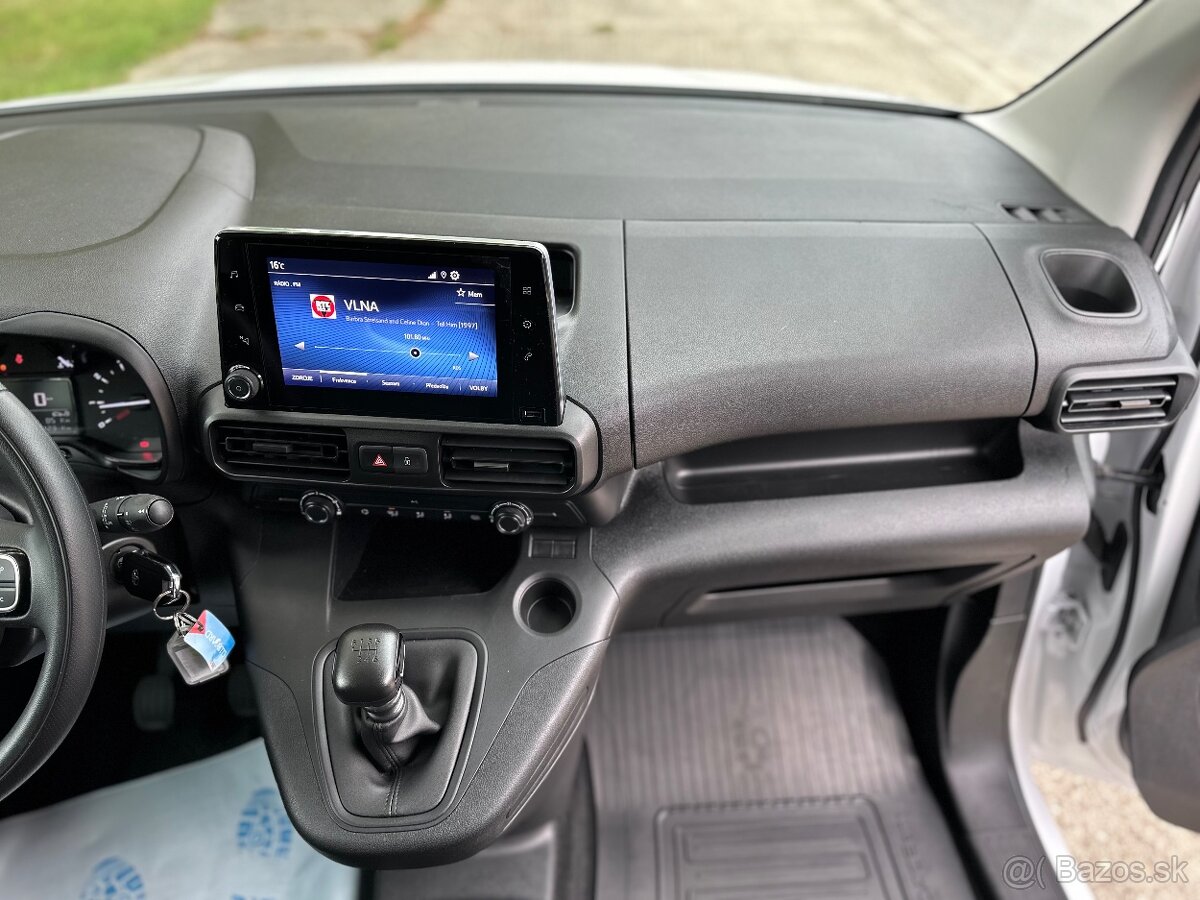 Toyota Proace City 1.5 eHDi Long - 10