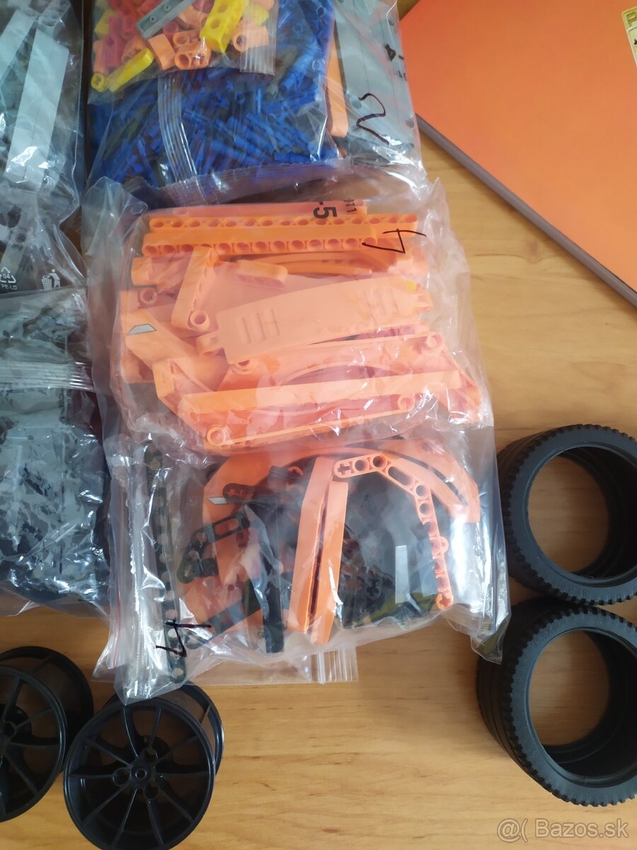 Stavebnice - Porsche 911 GT3 RS - 10