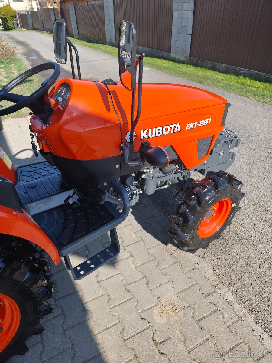 Malotraktor Kubota - 10