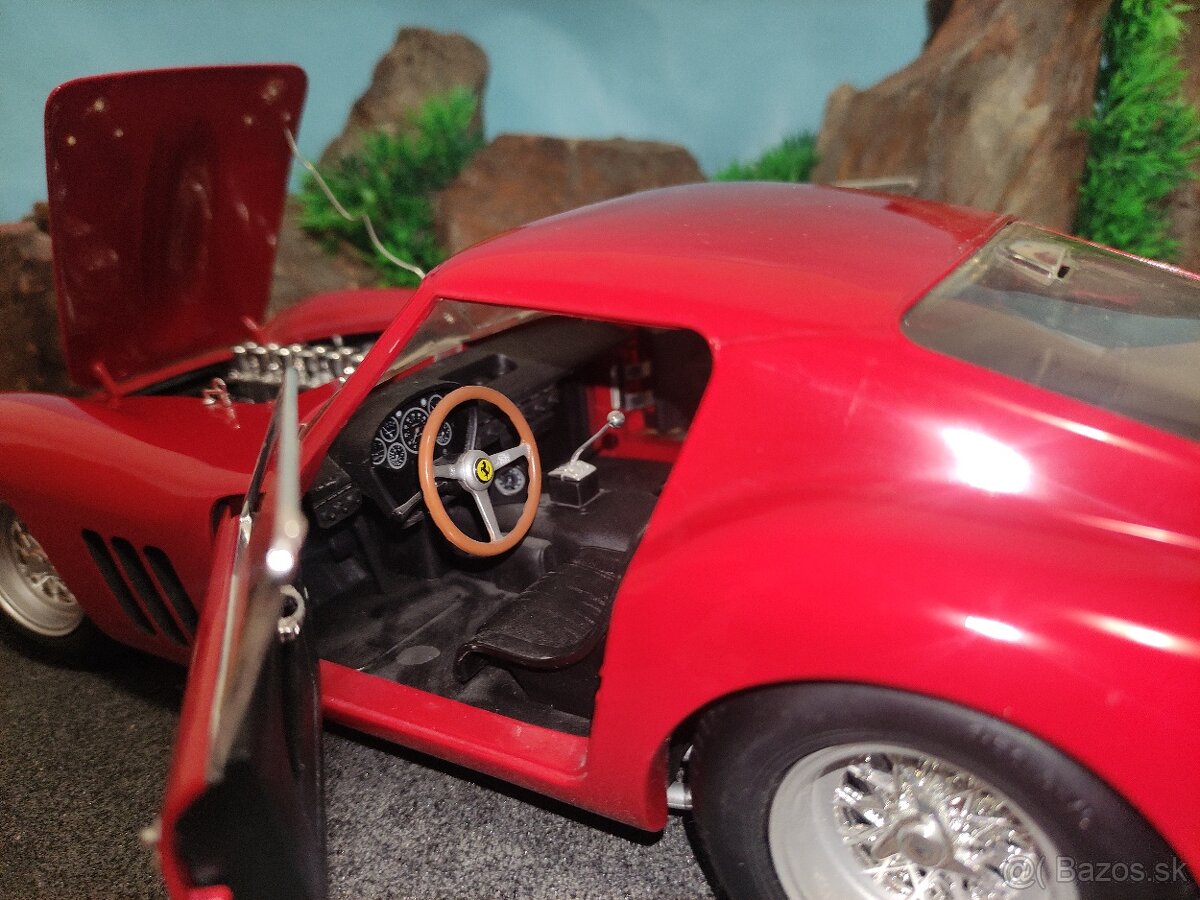Prodám model 1:12 Ferrari 250GTO 1962 - 10