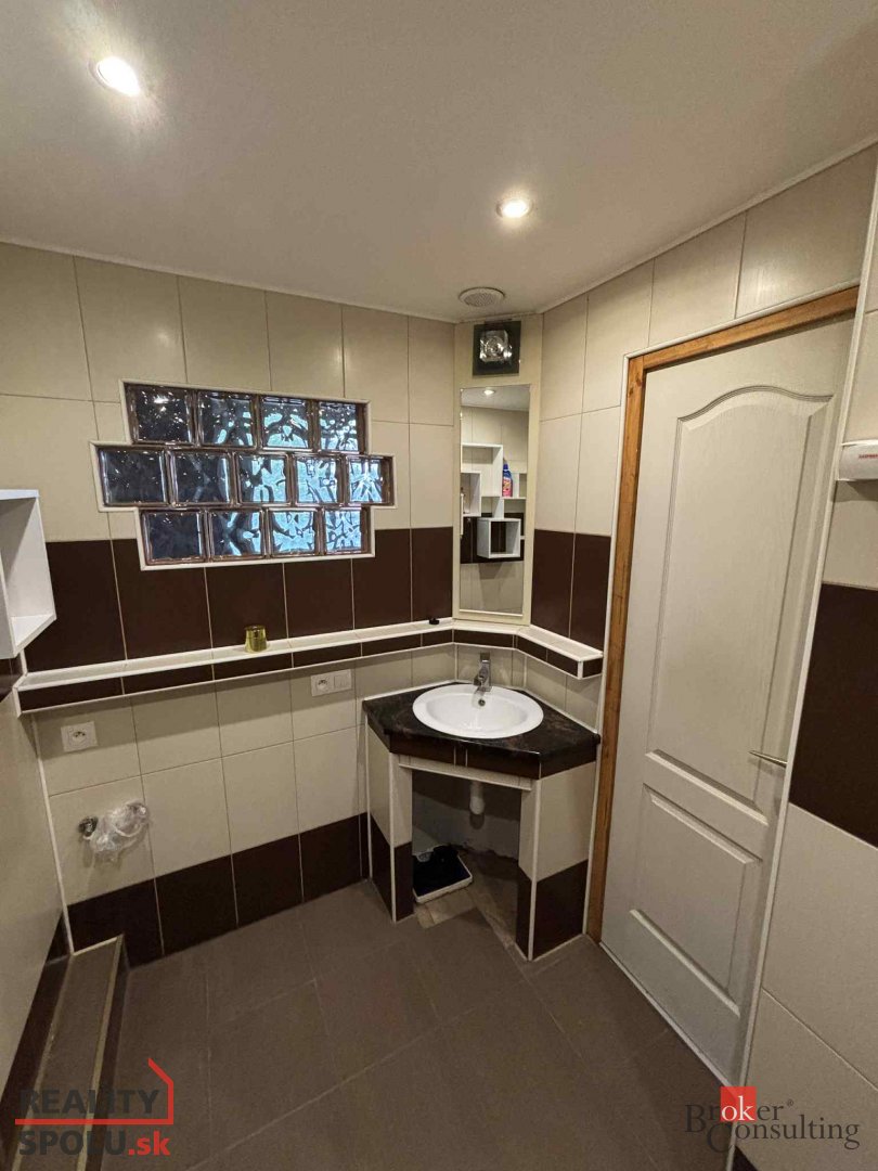 Dvojizbový byt na prenájom - 10