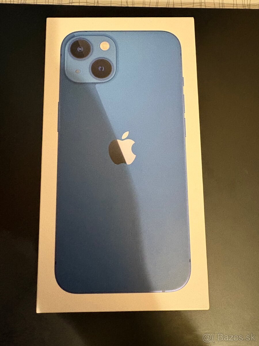 iPhone 13 Blue 128 GB - 10