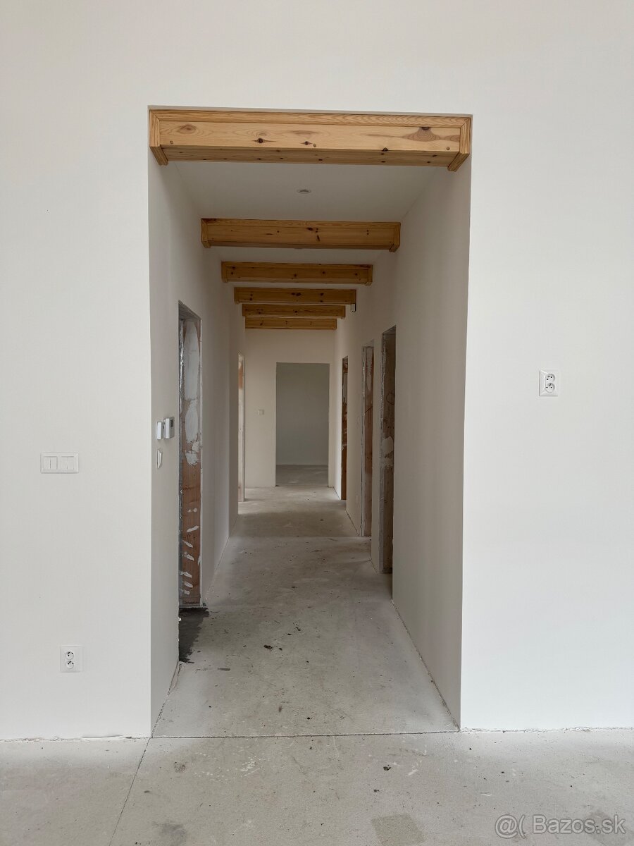 🏡 Na predaj moderný rodinný dom s výhľadom na Vysoké Tatry - 10