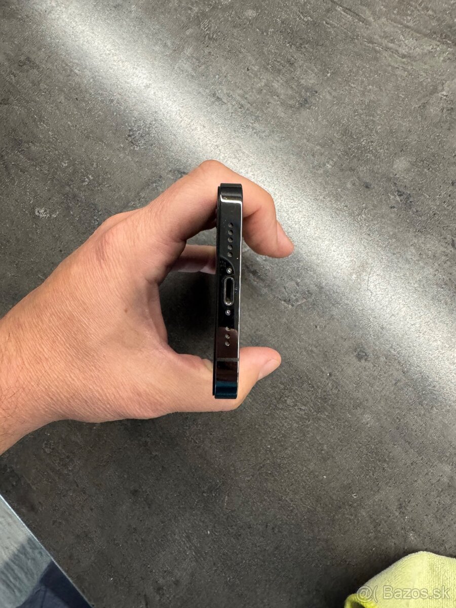 Predam Iphone 12pro 128gb top stav nova bateria 100% - 10
