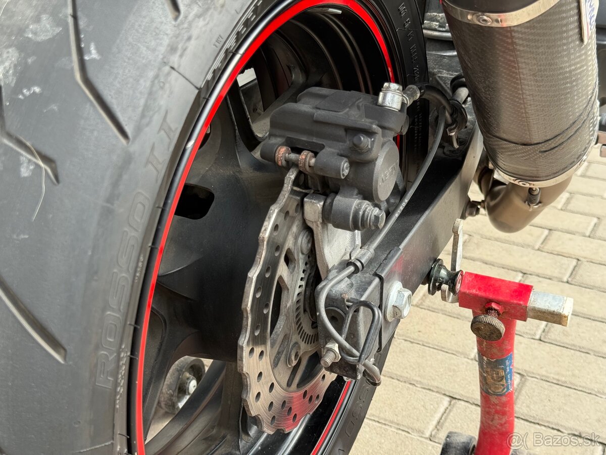 KAWASAKI Z750 ABS - 10