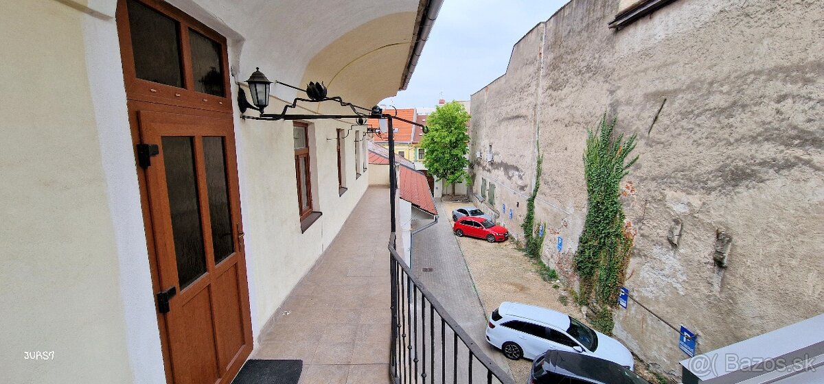 2 izbový byt Hlavná centrum parkovanie - 10