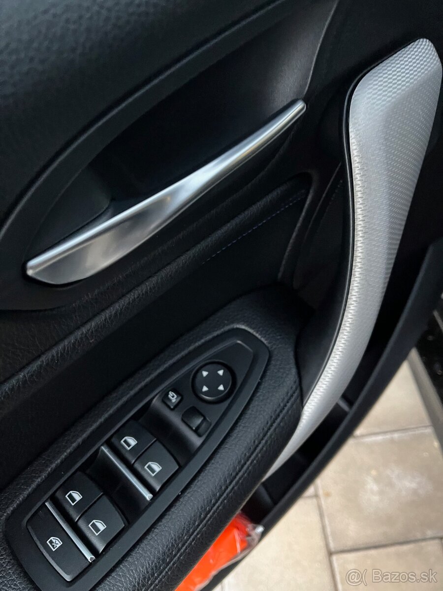 BMW 140i xDrive 2/2019 42550 km - 10