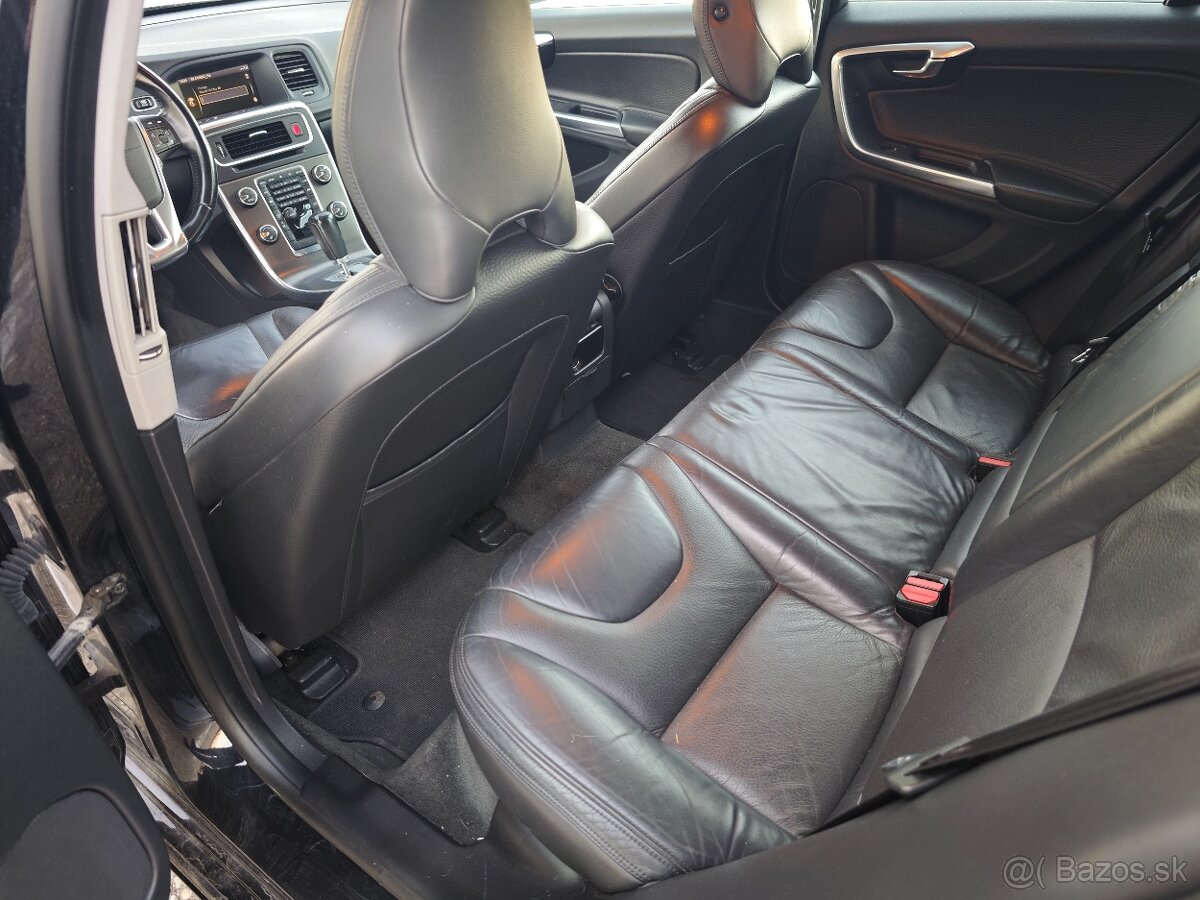 Volvo V60 D5 158kw Summum 2012 - 10