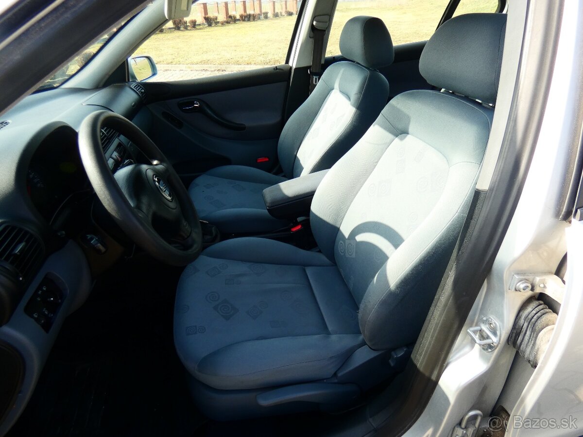 Seat Leon 1,9 TDi - 10