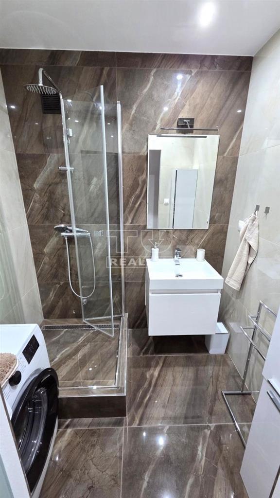 2 IZBOVÝ BYT, KOMPLET REKONŠTRUKCIA, ŽILINA-VLČINCE,... - 10