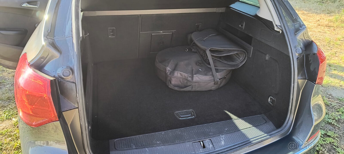 Predam Opel Astra ST 1,4 Benzi + LPG (fabricky) - 10