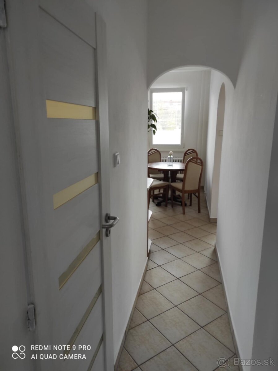 Prenájom 3-izbový byt Levoča - 10