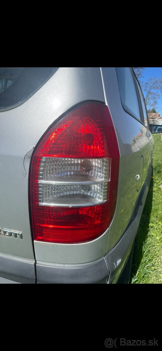 Opel zafira 2,2 dti - 10