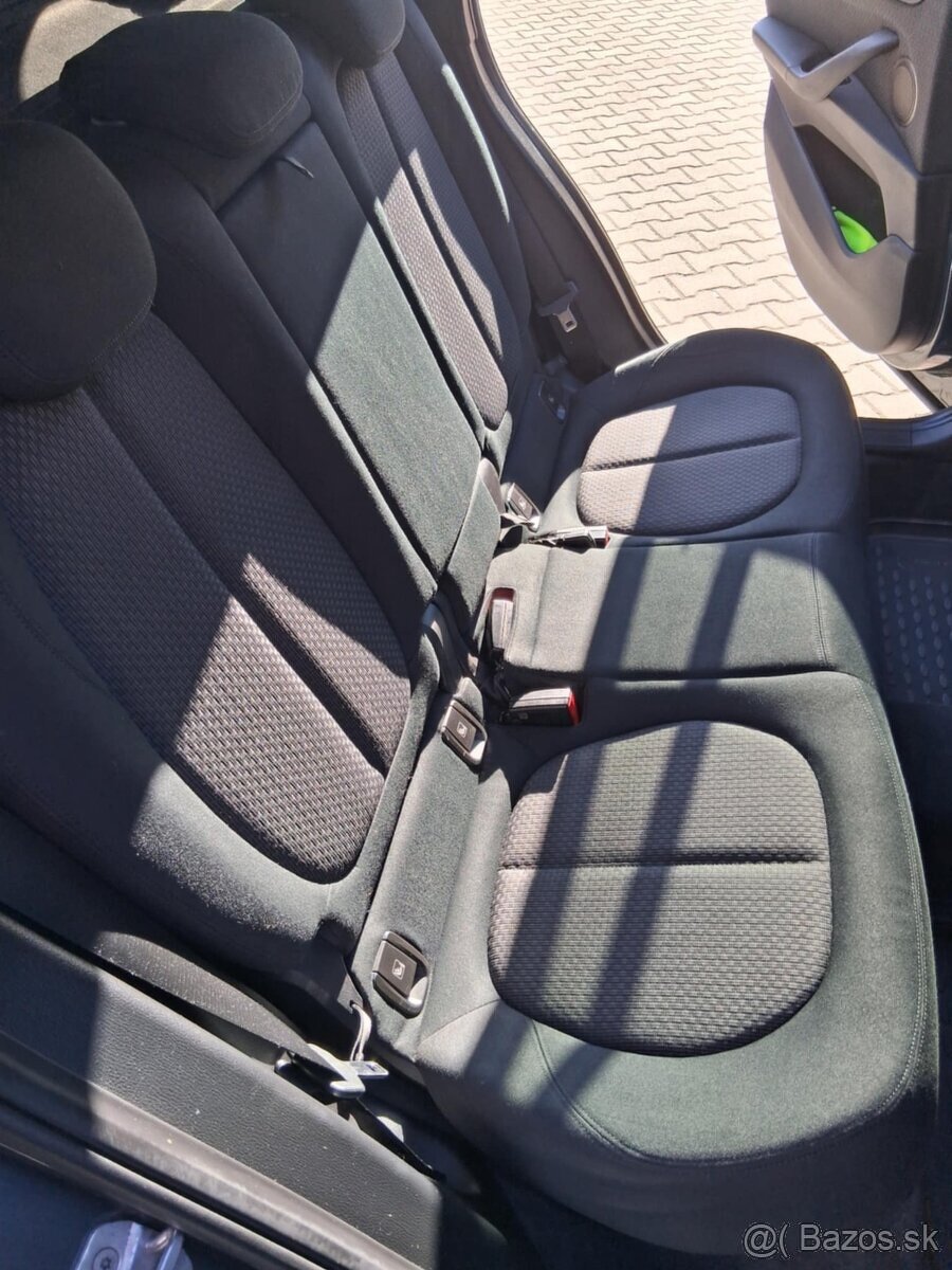 BMW X1 sDrive 18d - 10