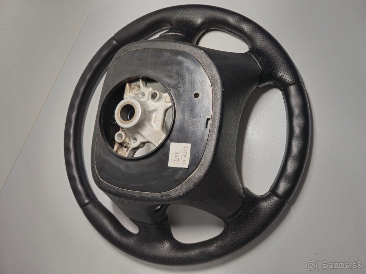 Kožený volant momo impreza forester wrx sti - 10