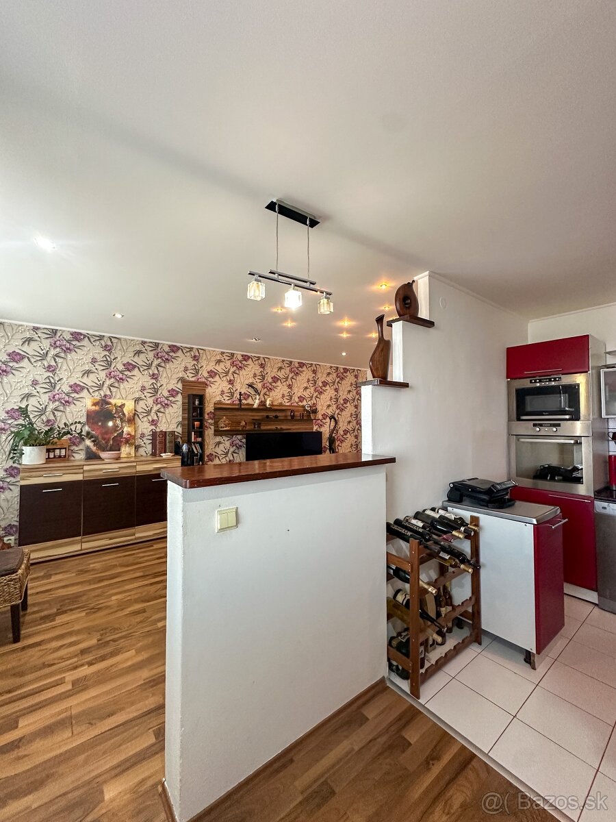 Pražský typ byt s veľkou loggiou, Jaltska - 10