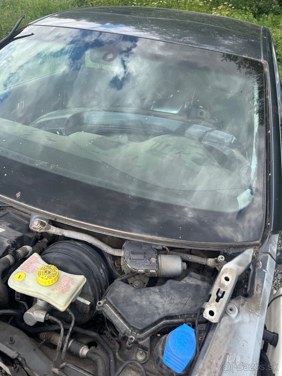 Rozpredám Audi A6 C6 3.0 165kw - 10