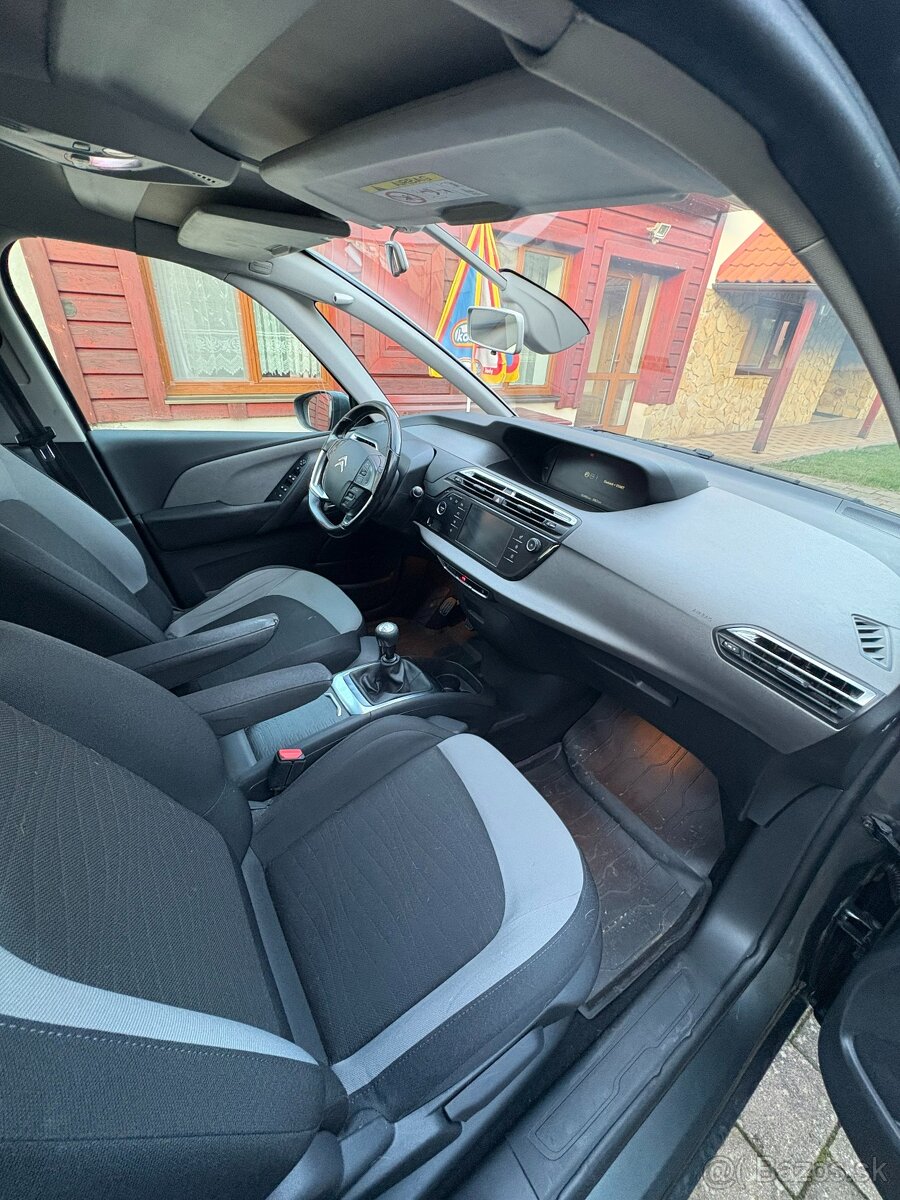 Citroën C4 Grand Picasso - 10