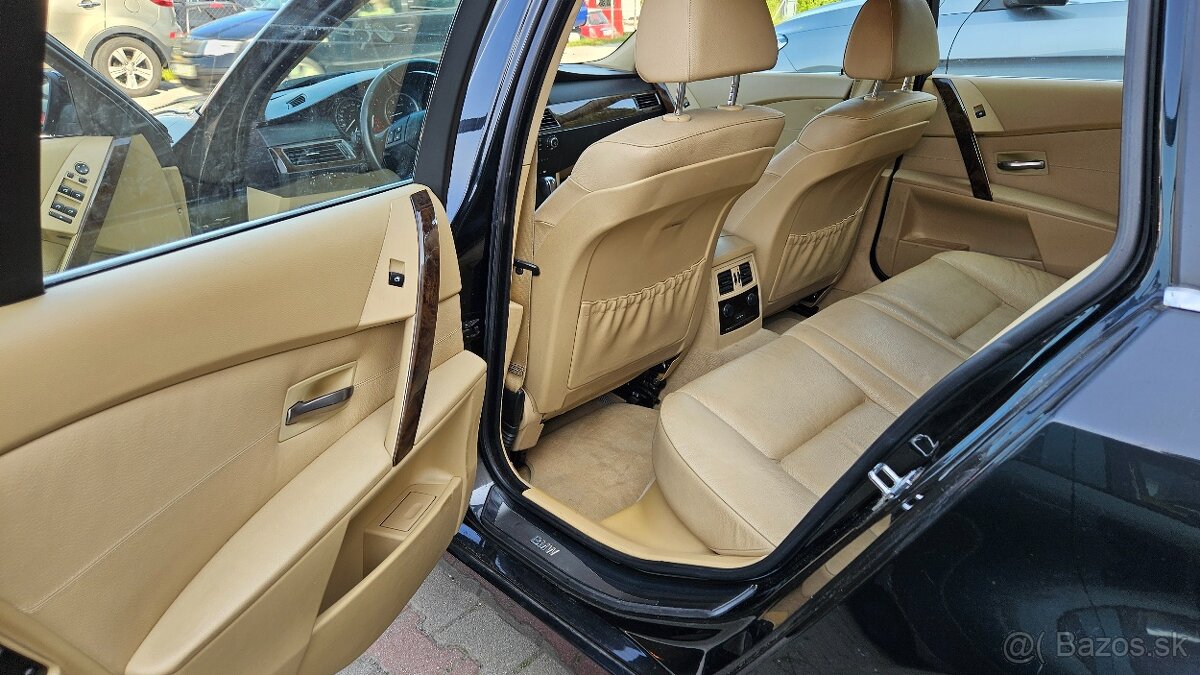 BMW Rad 5 Touring 530 xdT A/T - 10