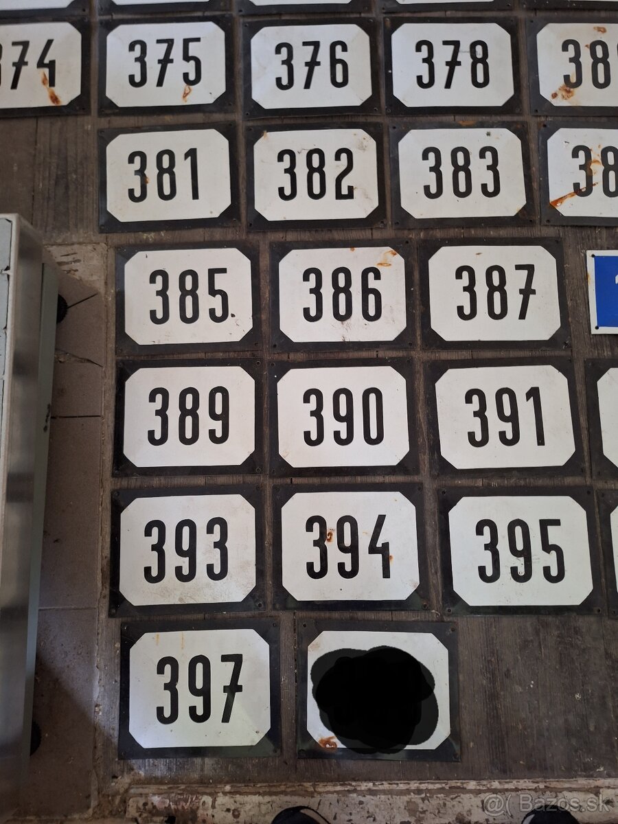 Smaltované čísla - 10